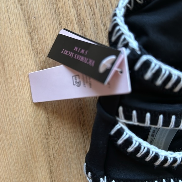 Victoria’s Secret top, new with tags. - Picture 4 of 4